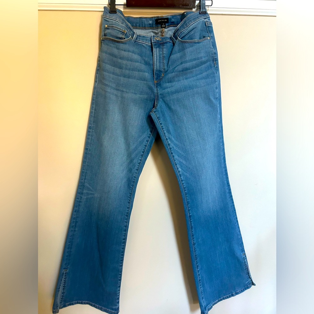 Vented bootcut jeans by Ann Taylor. Size 12. Excellent condition